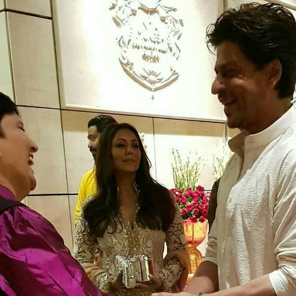 Shah Rukh Khan and Falguni Pathak clicked last night at Antilia