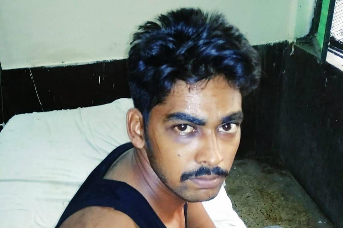 Varanasi police arrest fifty thousand prize accused