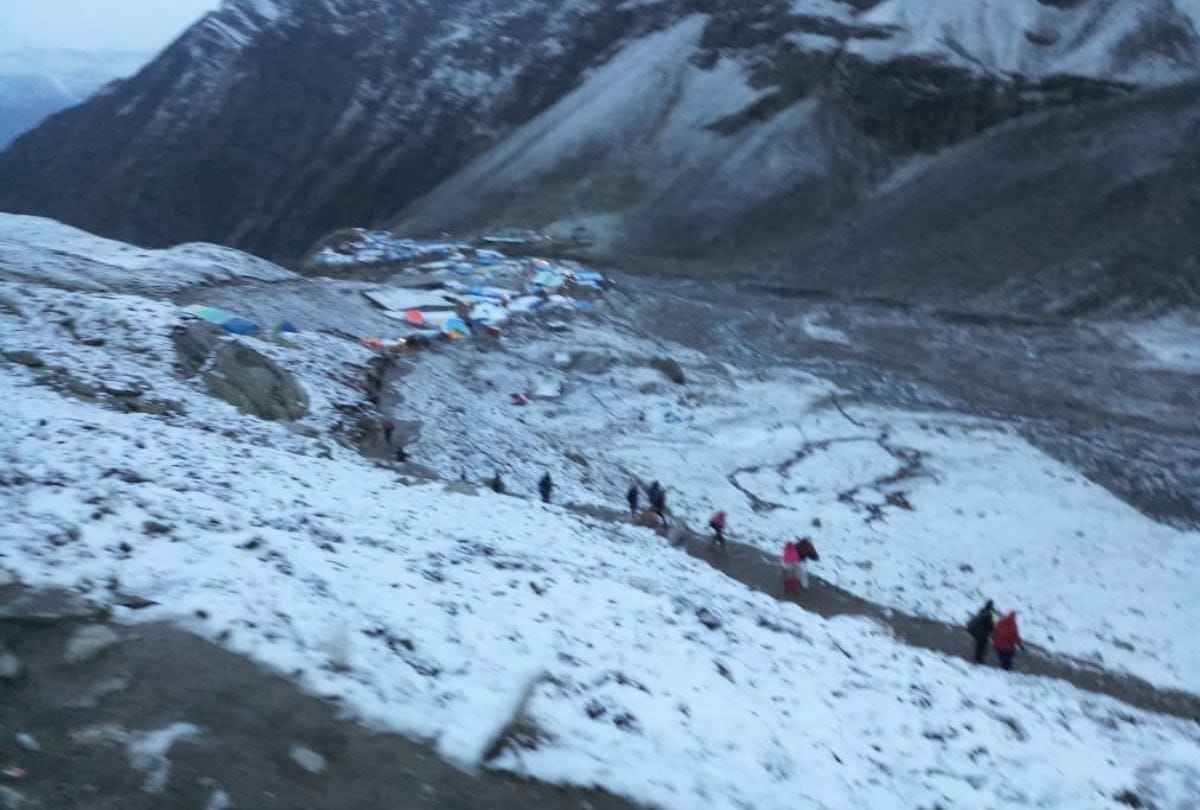 Fresh Snowfall in Rohtang Manimahesh Himachal Pradesh