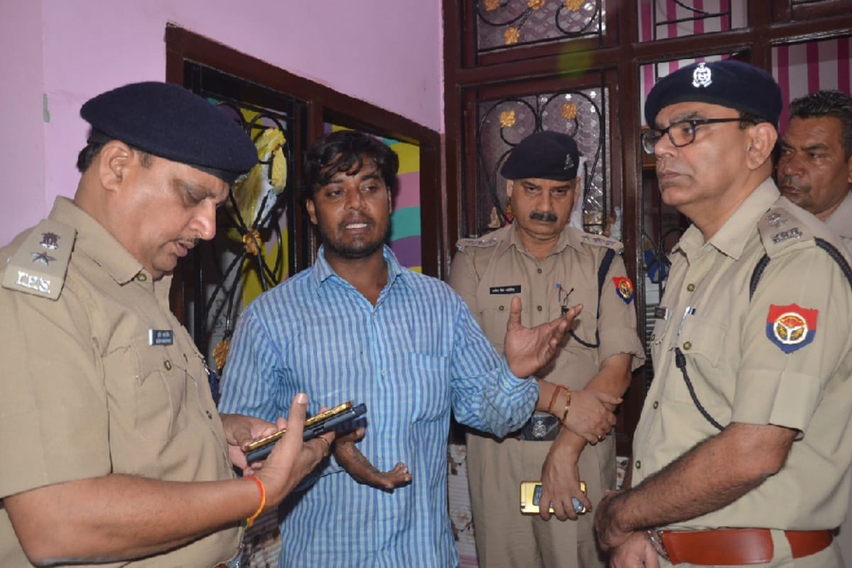 couple found dead in up gym live separate instead love marriage read death night full story