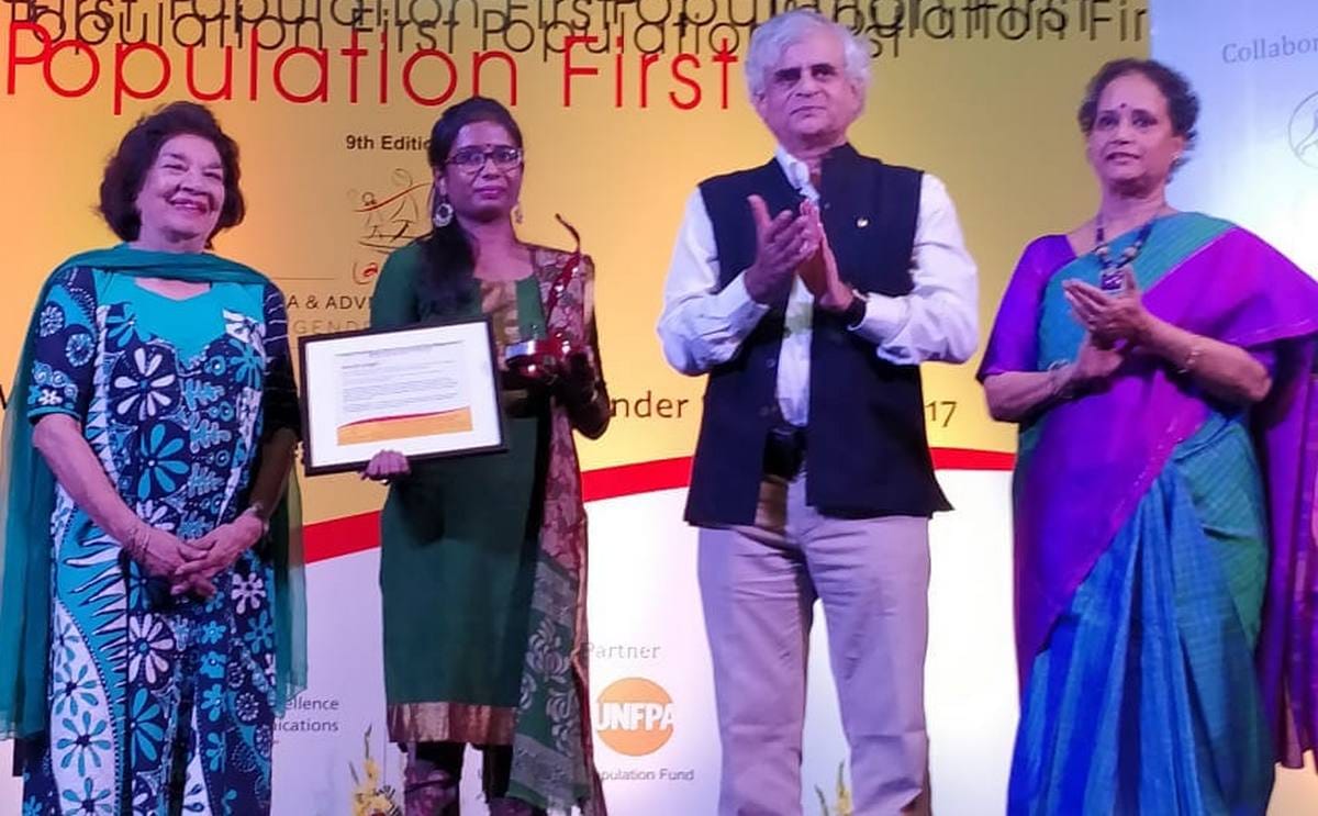 Varanasi daughter got laadli media award