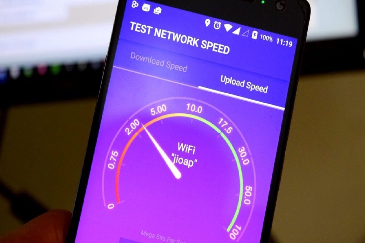ग्राहकों से 4G की कीमत लेकर 3G की स्पीड दे रही हैं टेलीकॉम कंपनियां: ट्राई Telecom company of India providing 3G speeds at 4G charges, reveals TRAI survey