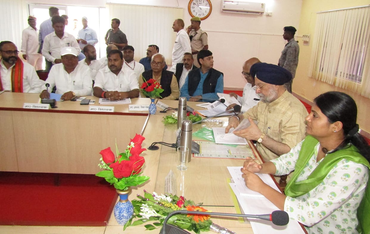 People administered oath of war to malnutrition