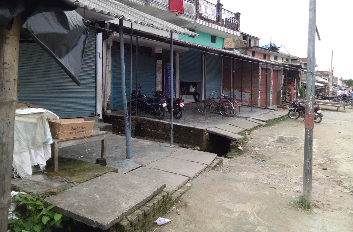traders agitates against police