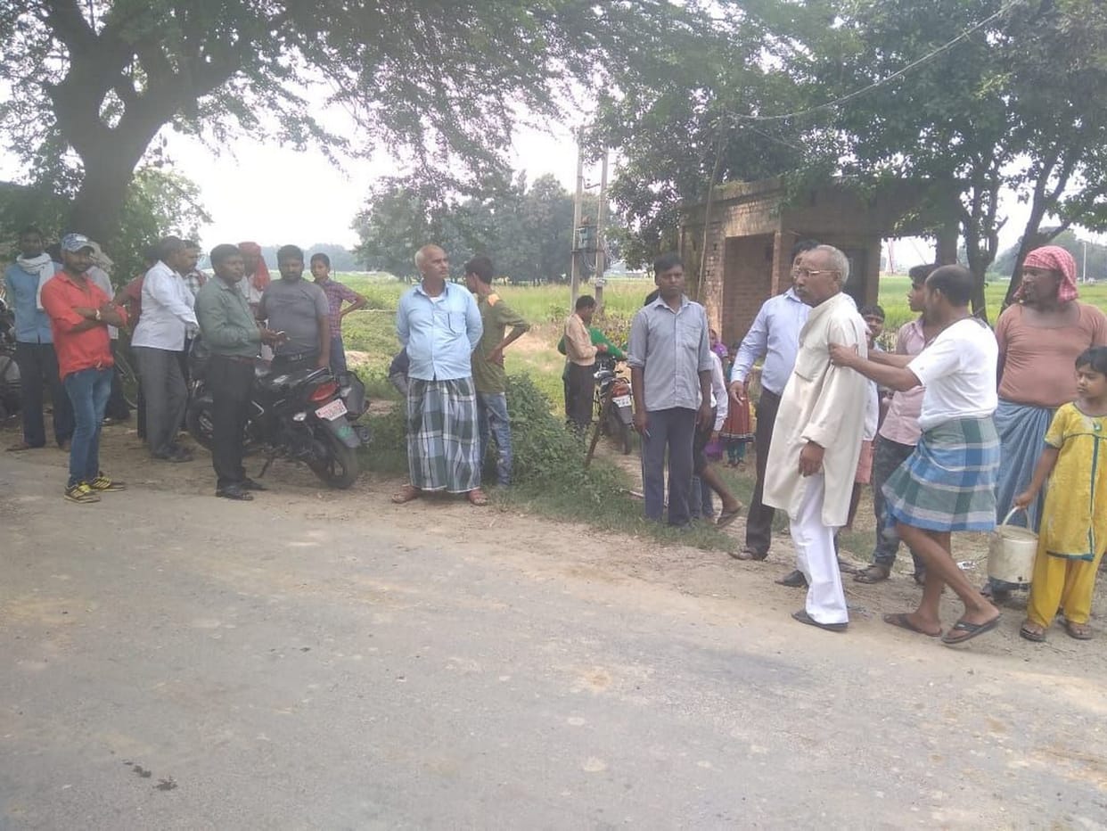 हादसे में बेटे की मौत, पिता व चचेरा भाई घायल