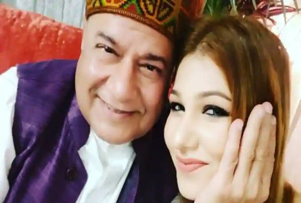 bigg boss 12: anup jalota break up  with jasleen