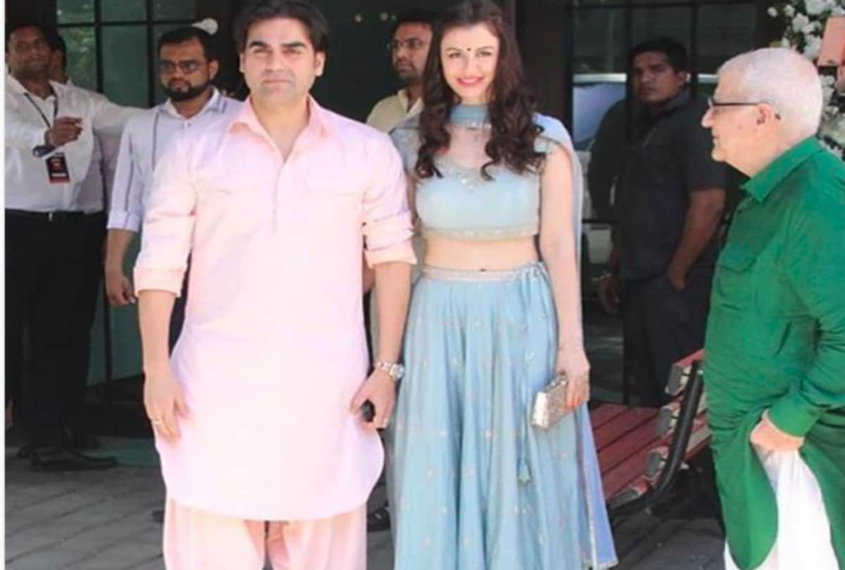 Arbaaz Khan with rumoured girlfriend Georgia Andriani at Arpita home