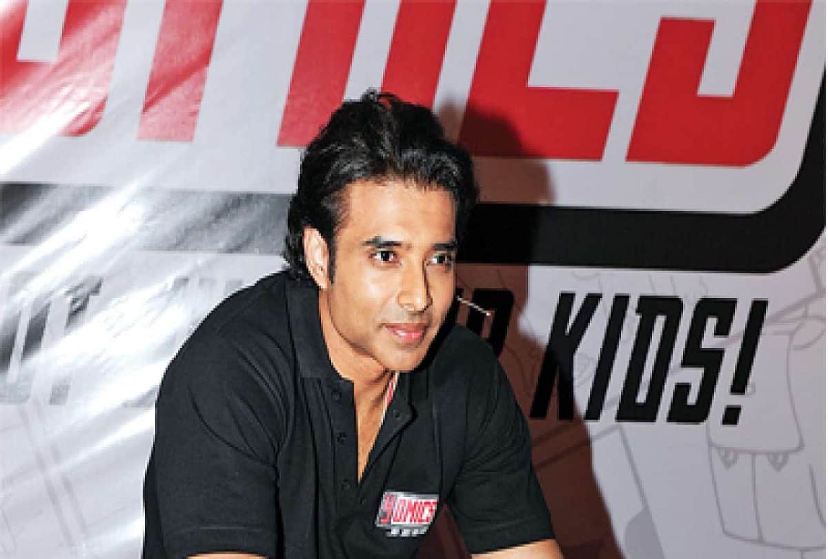 mumabi police warns uday chopra on marijuana legalise