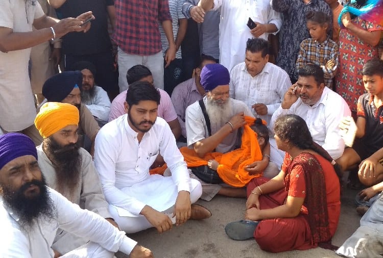 Five Years Old Boy Gurnoor Fell into Mainhole in Jalandhar of Punjab