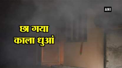 fire breaks out in a factory in udyog nagar area IN DELHI