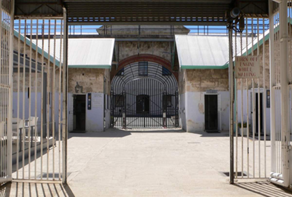 Indore Open Jail Devi Ahilyabai Open Colony Allows Prisoners To Live With Family