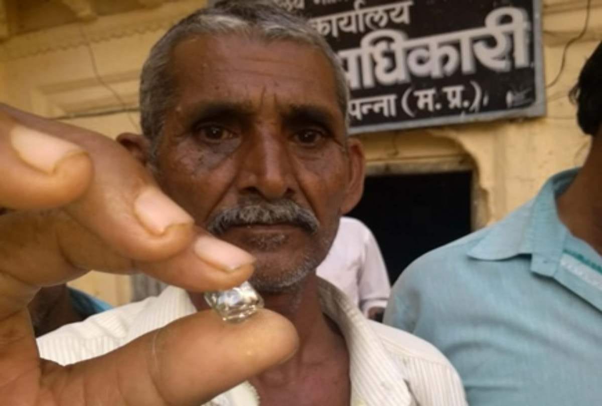 Farmer Finds Diamond Worth 50 Lakh At Panna In Madhya Pradesh