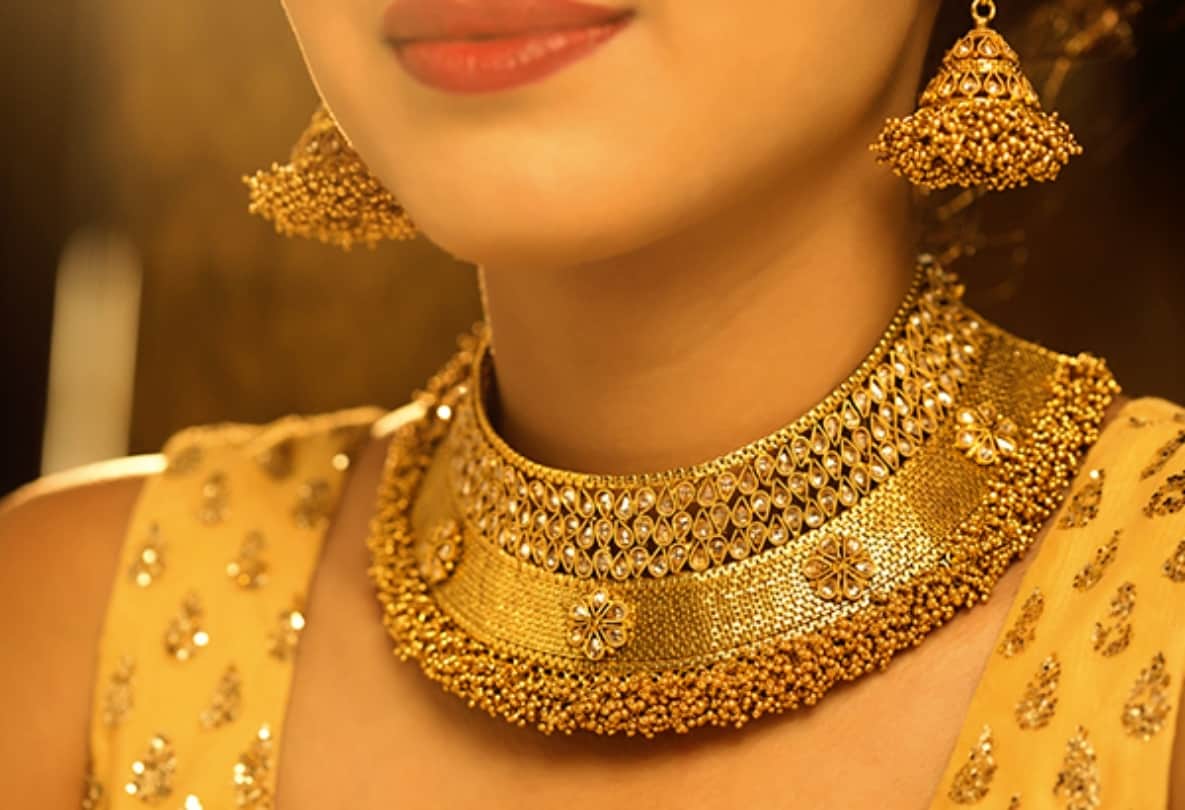government scheme buy cheap gold by Soveriegn Gold Bond