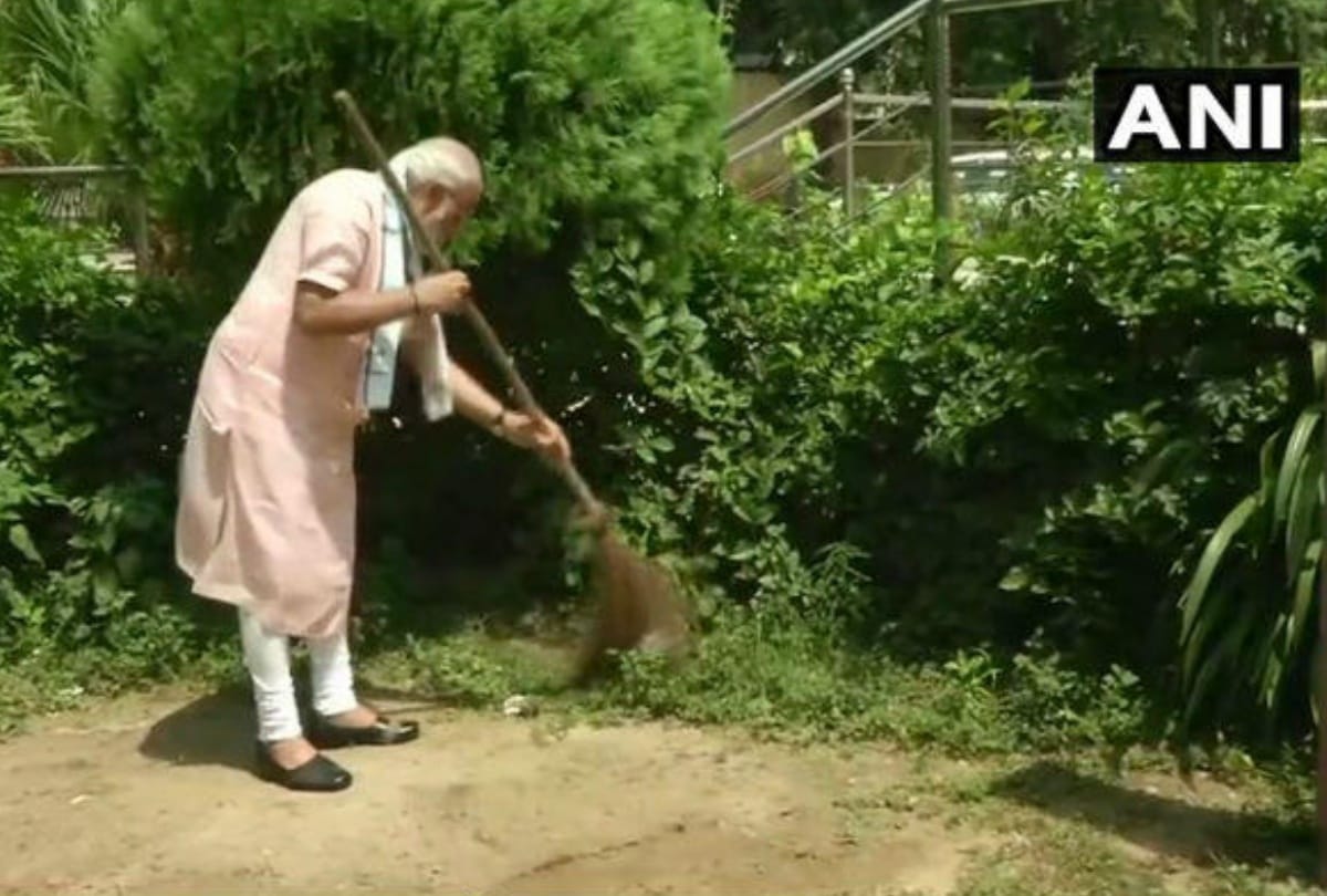 Pm Narendra modi launch swachhata hi seva movement