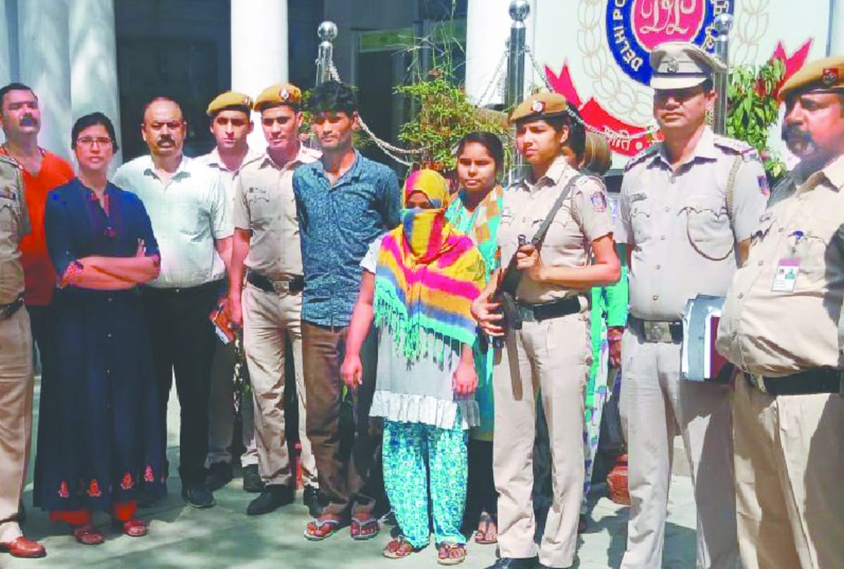 man killed by wife and Brother in delhi