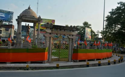Kashi decorated for arrival of narendra modi