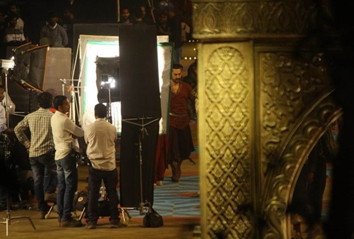 Aamir Khan and Amitabh Bachchan Thugs of Hindostan teaser out