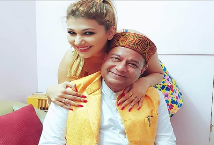 Bigg Boss season 12 Anup Jalota and Jasleen Matharu relationship reaction on social media