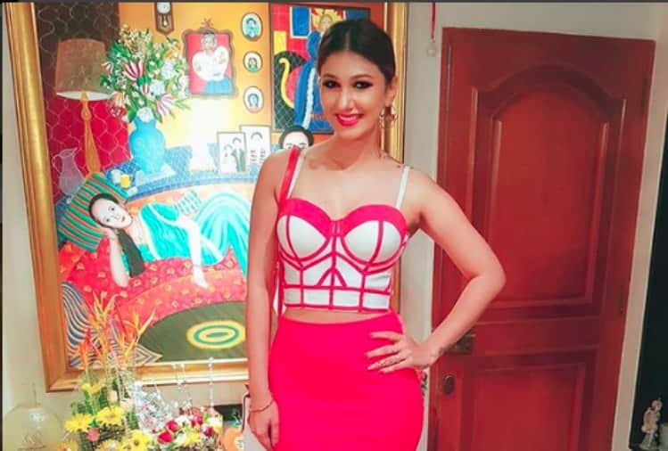 bigg boss 12 contestant Jasleen Matharu date Anup Jalota from 3 years