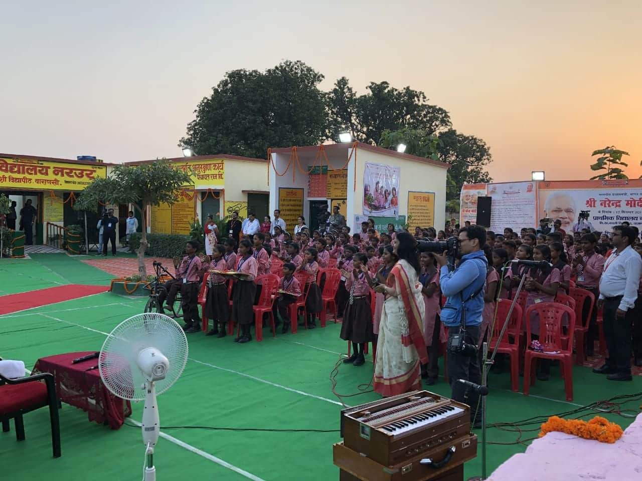 PM modi celebrate his birthday with school student at varanasi