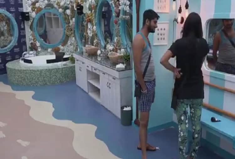 Bigg Boss season 12 Bihari contestant Deepak Thakur and Urvani Vani video will make you laugh