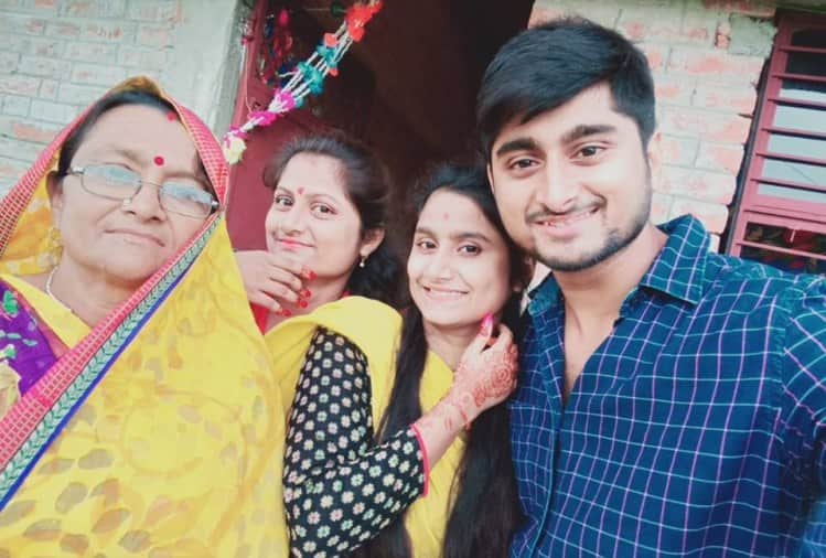 bigg boss season 12 contestant deepak thakur sing a song in house