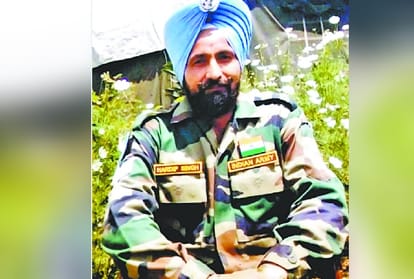 a army jawan shoots his co and himself in dharamshala
