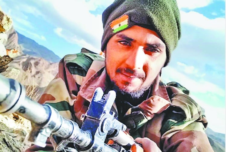 a army jawan shoots his co and himself in dharamshala