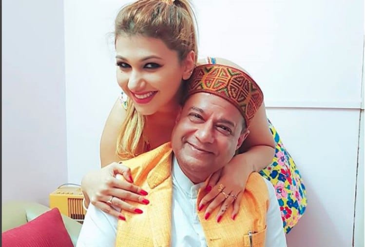bigg boss 12 contestant jasleen matharu break silence on her daughter relation with anup jalota