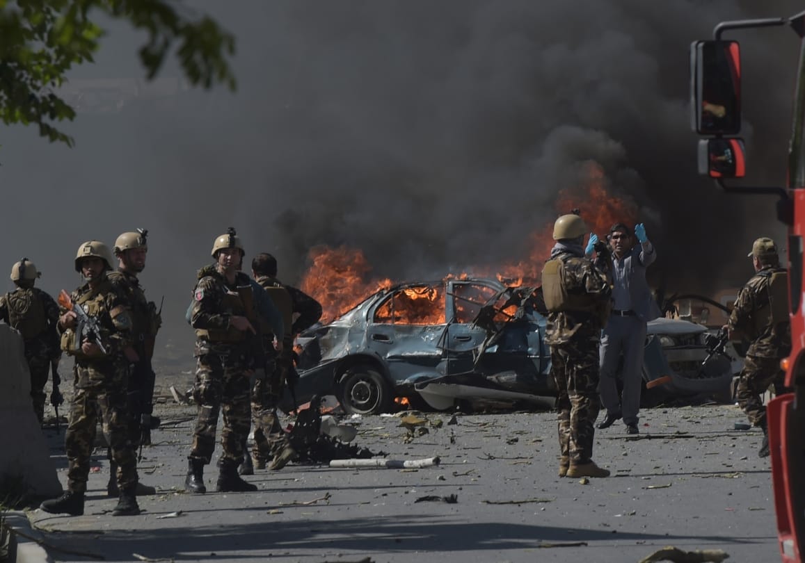 afghanistan bomb blast outside kabul airport multiple footage of death and injured