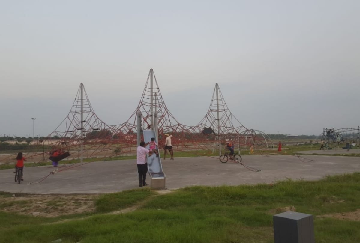 kids zone opened in riverfront of lucknow