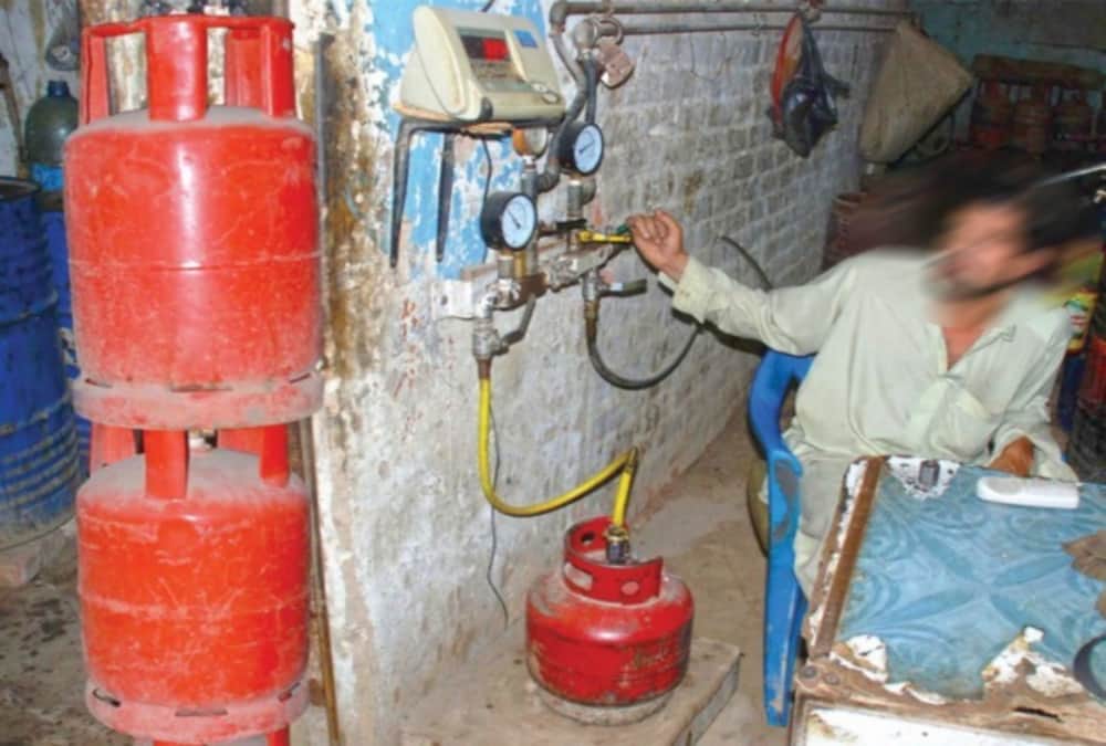 Lpg Gas cylinder refilling fraud important information