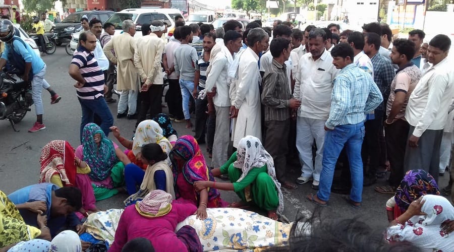 Accused of negligence on UP police, and young man committed suicide