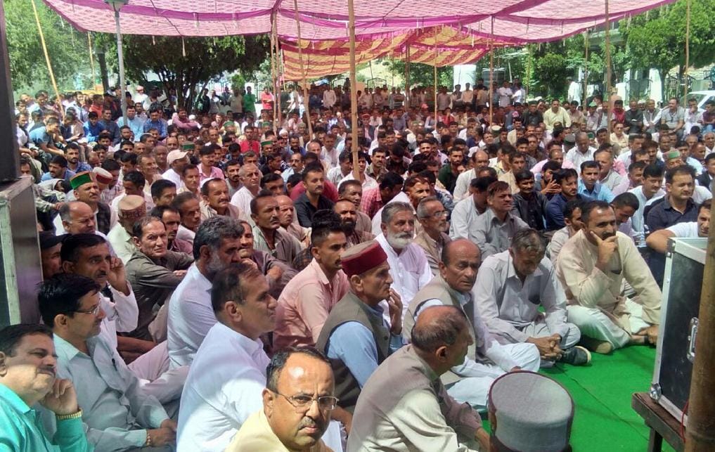 सिरमौर के शिलाई में भड़की आरक्षण के खिलाफ चिंगारी