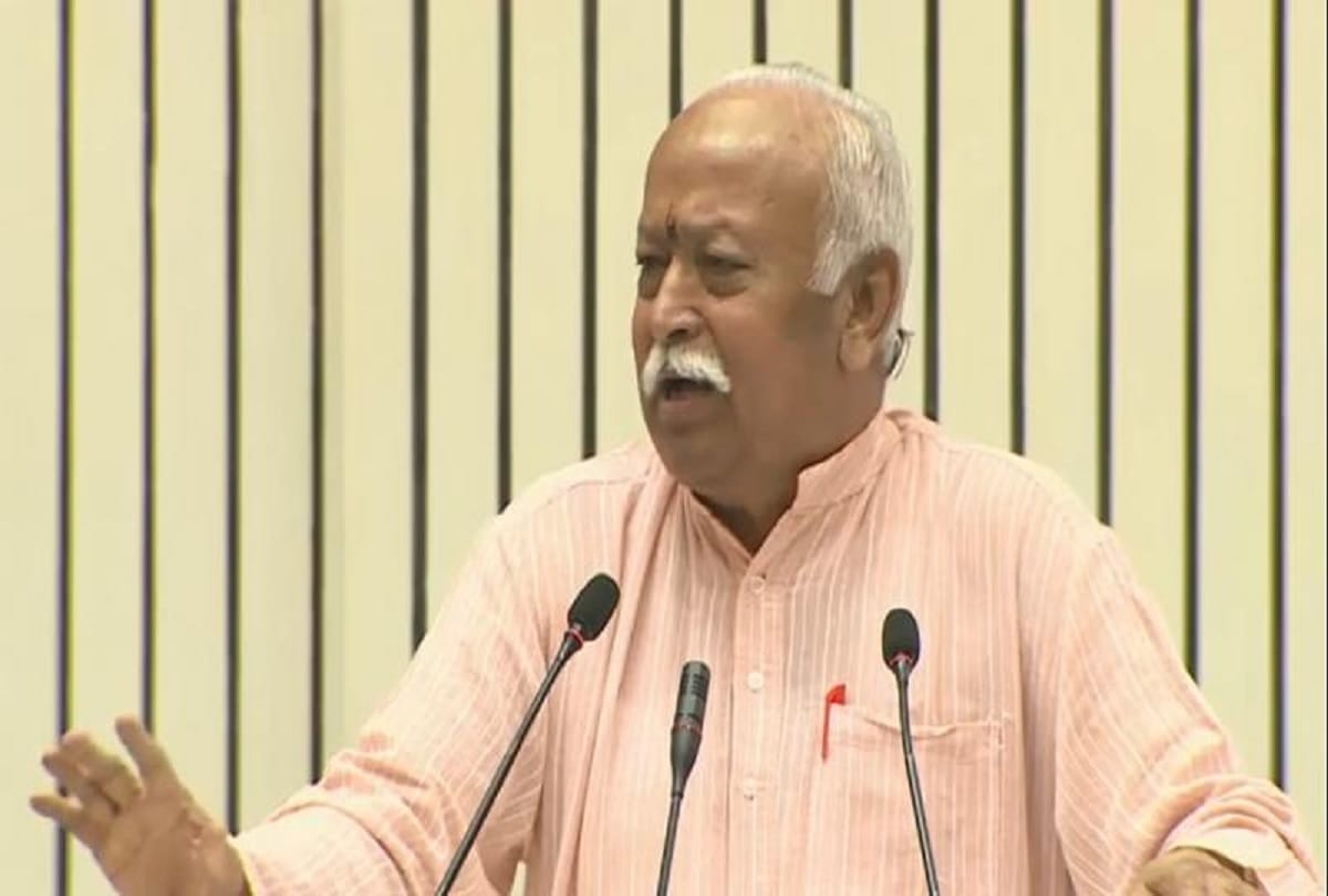 Mohan Bhagwat praises Congress in RSS programme- Bhavishya ka Bharat