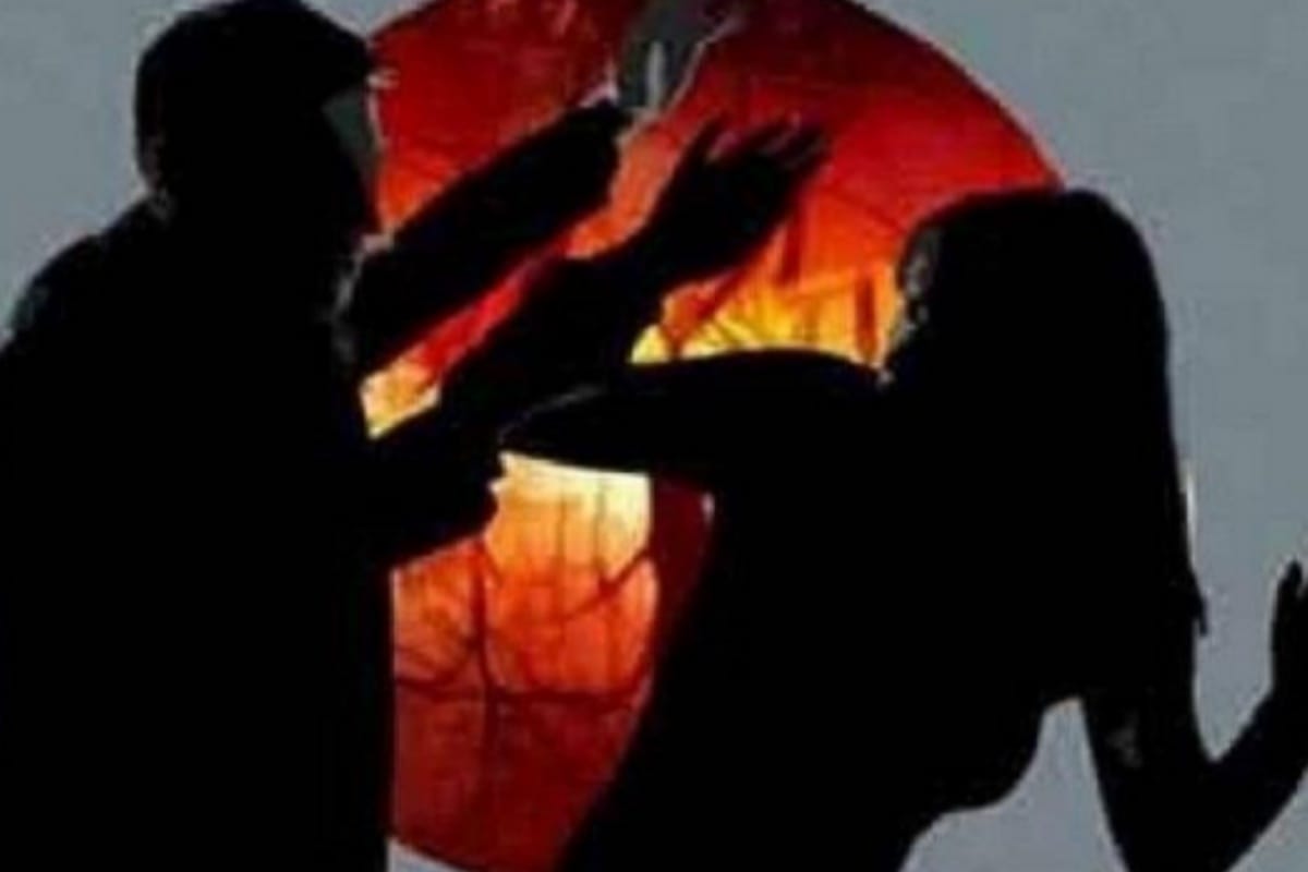 UP: fetus died after a pregnant women assaulted cruelly by her husband in muzaffarnagar