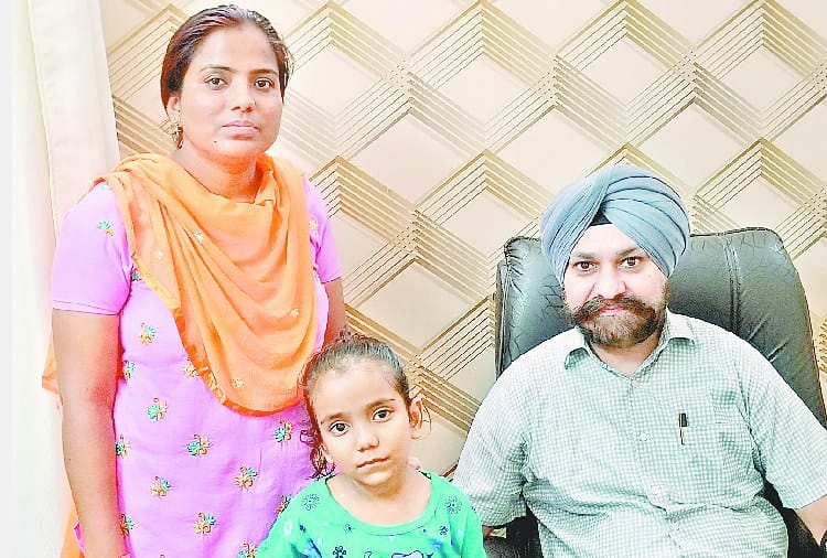 Rare Surgery of Six Years Old Girl Child Stomach, Bunch of Hairs Found, doctors Amazed