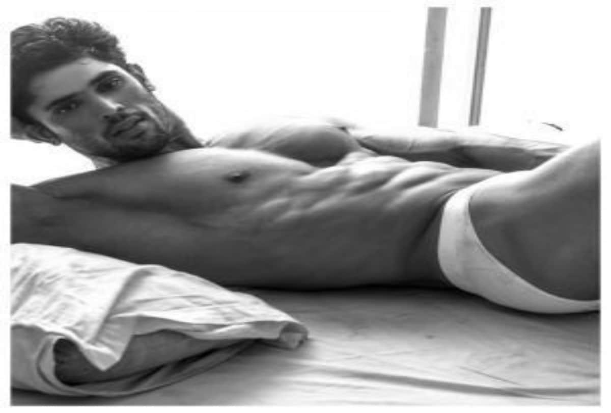 bigg boss 12 contestant shivashish mishra hot pictures viral on social media