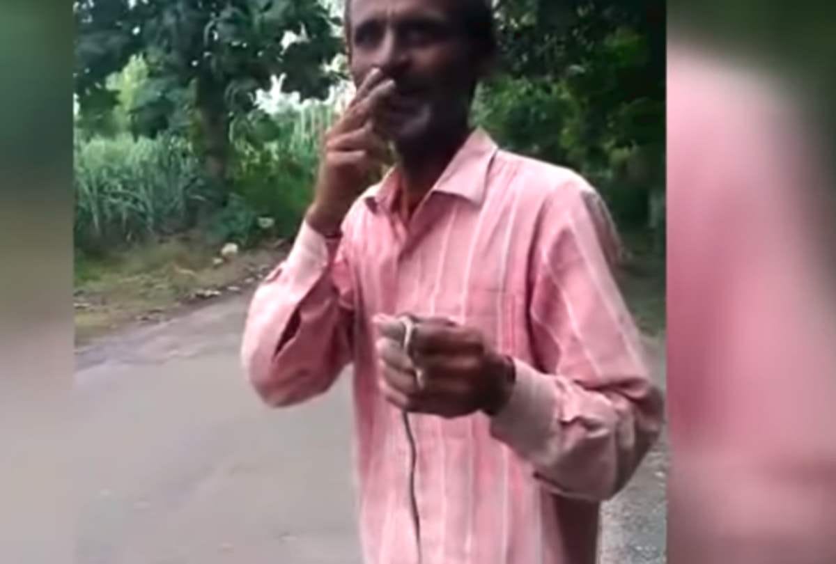Man Eats Live Snake At Amroha In Uttar Pradesh Dies