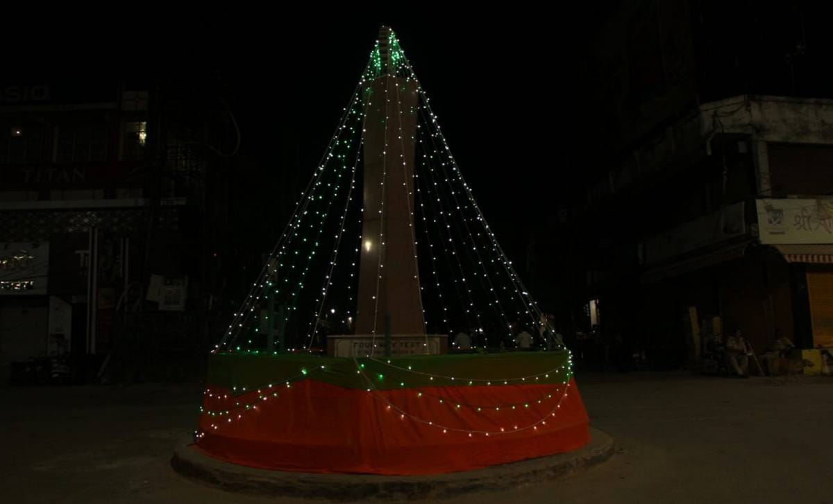 Kashi decorated for grand welcome of narendra modi