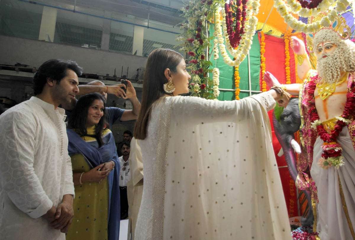 anushka and varun in lucknow for the promotion of sui dhaga