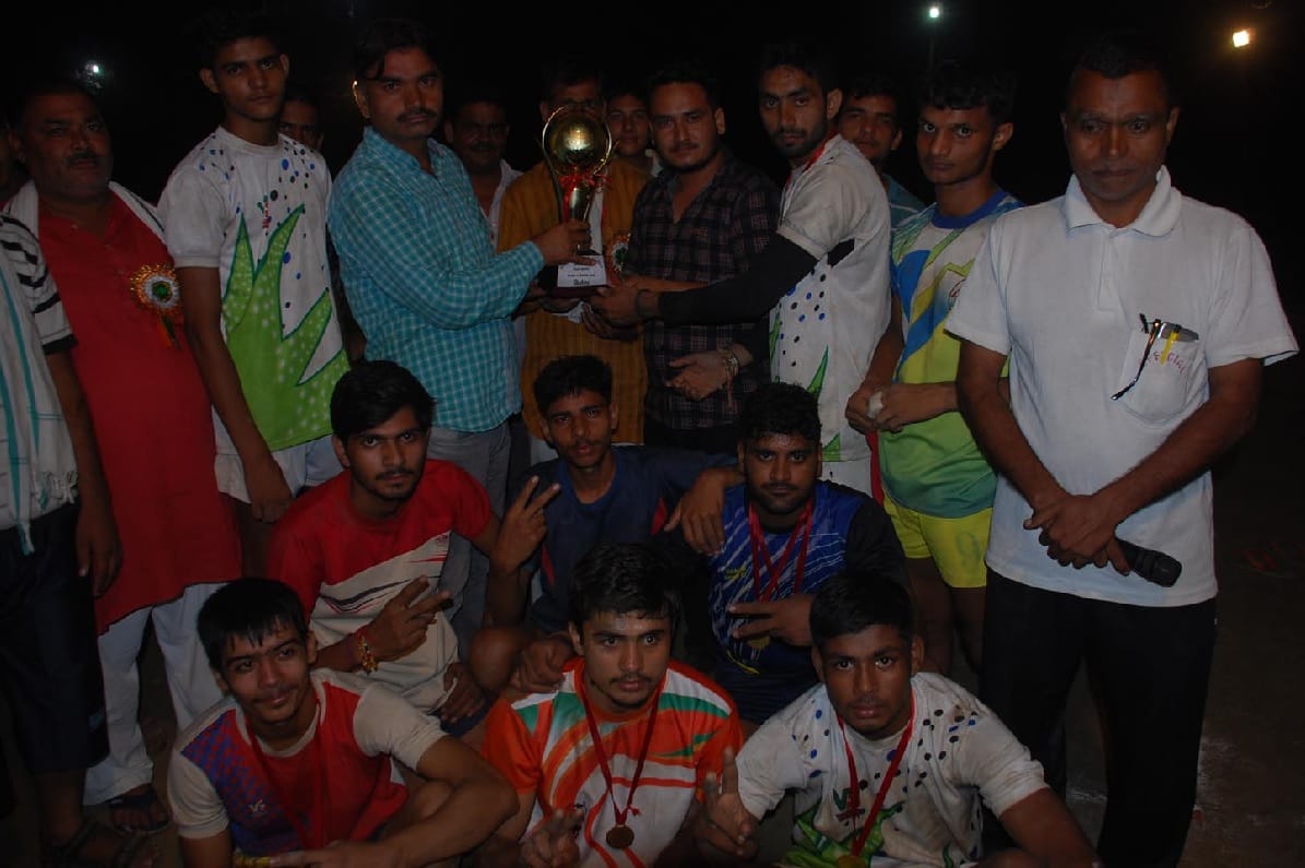 Dabthuwa's team wins in kabaddi competition