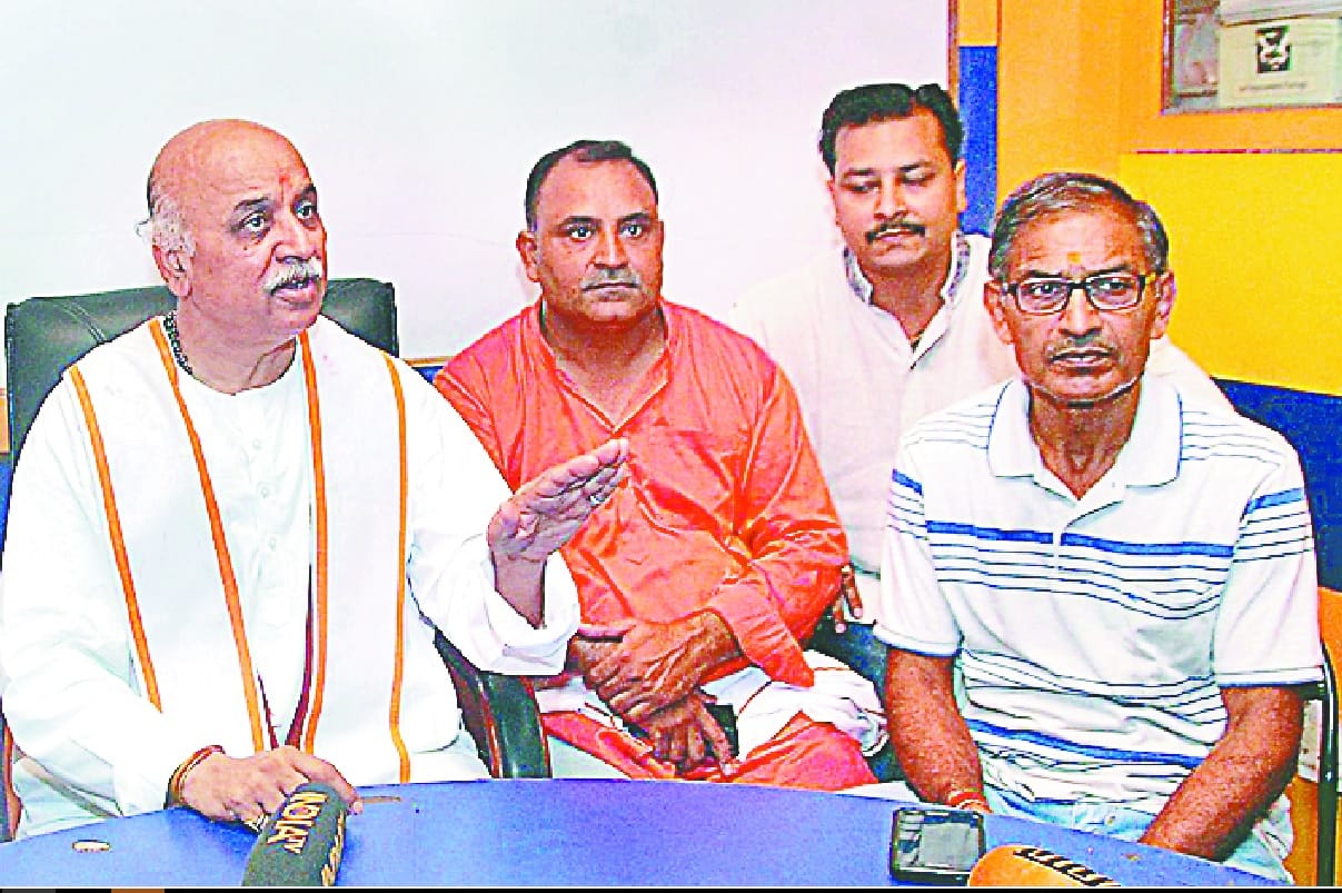 Dr. Praveen Bhai Togadia in Muzaffarnagar