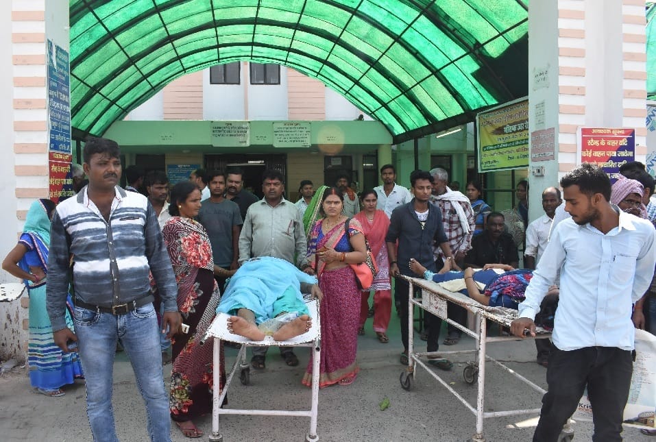 बीआरडी मेडिकल कॉलेज में जूनियर डॉक्टरों की हड़ताल