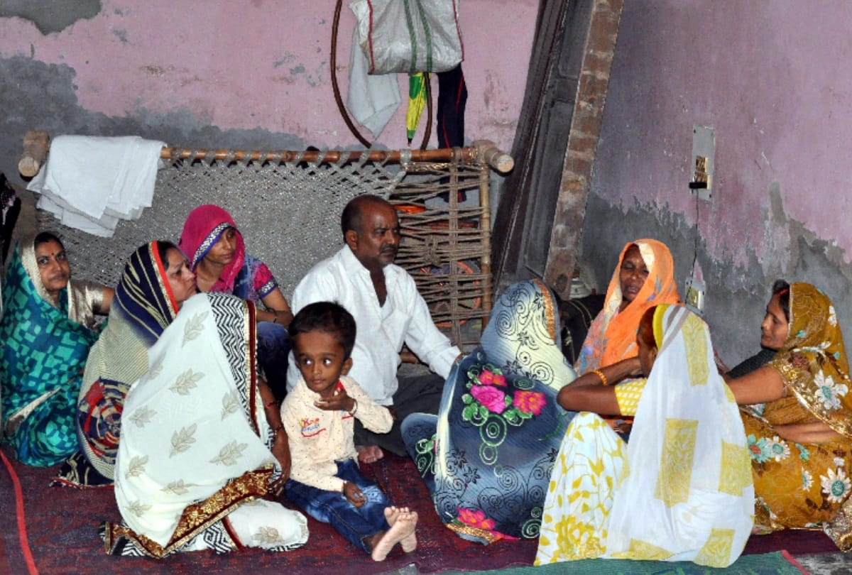 खेलते समय तालाब में डूबा मासूम, मौत