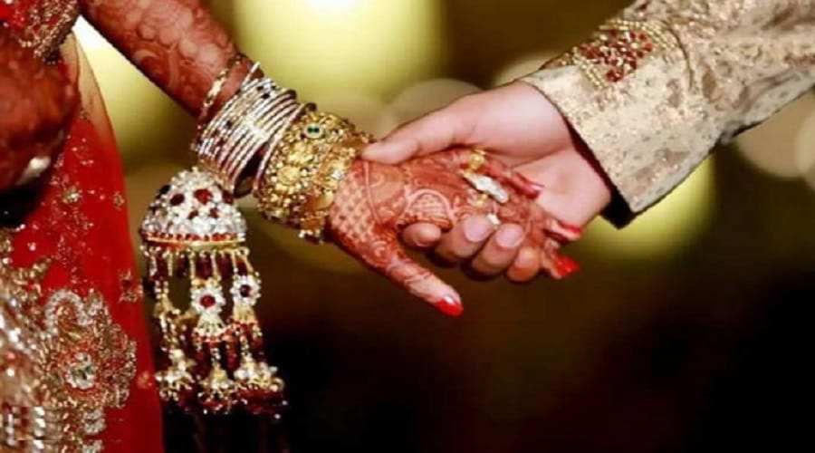 Girl changed religion in muzaffarnagar, controversy in the police station