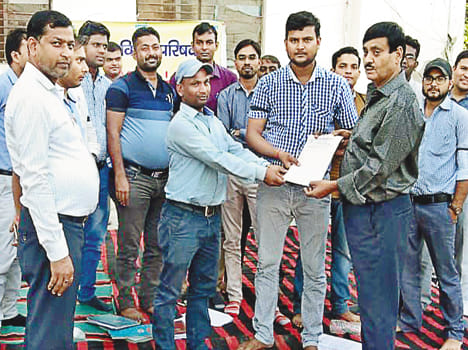avar abhiyantaon ka 22 ko saamoohik upavaas
