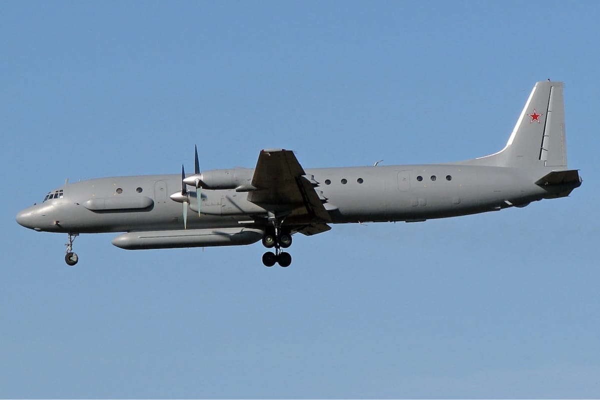 russian plane disappears, was returning from Latakia disappears above Syrian Mediterranean sea