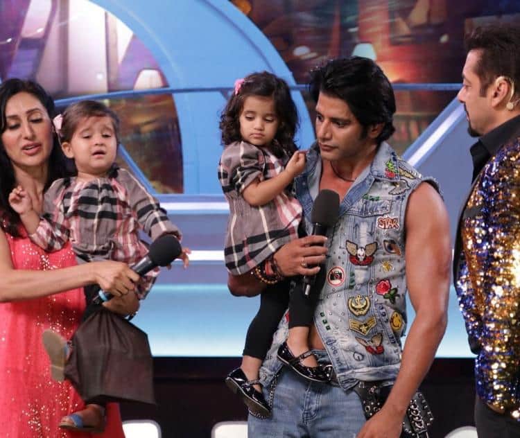 actor and kathak dancer veeru krishnan passes away priyanka chopra to lara dutta tweet for him