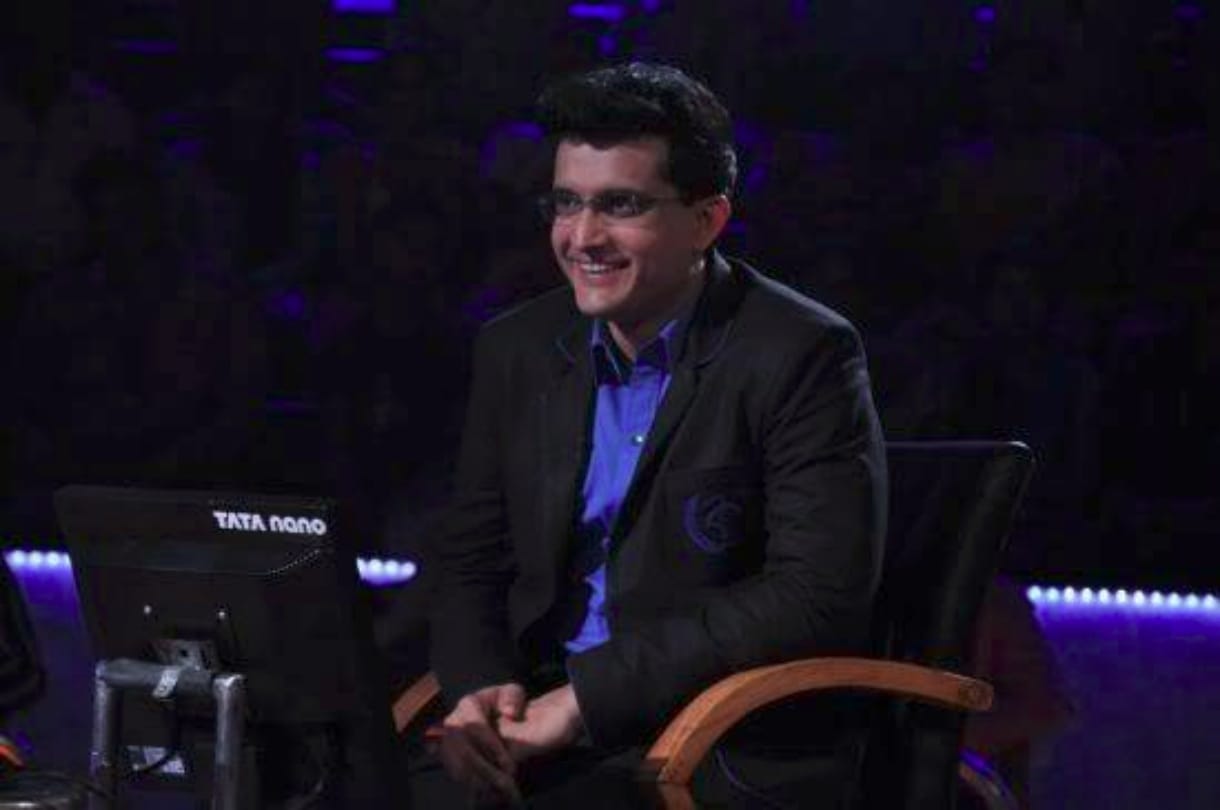 Different versions and hosts of Kaun Banega crorepati